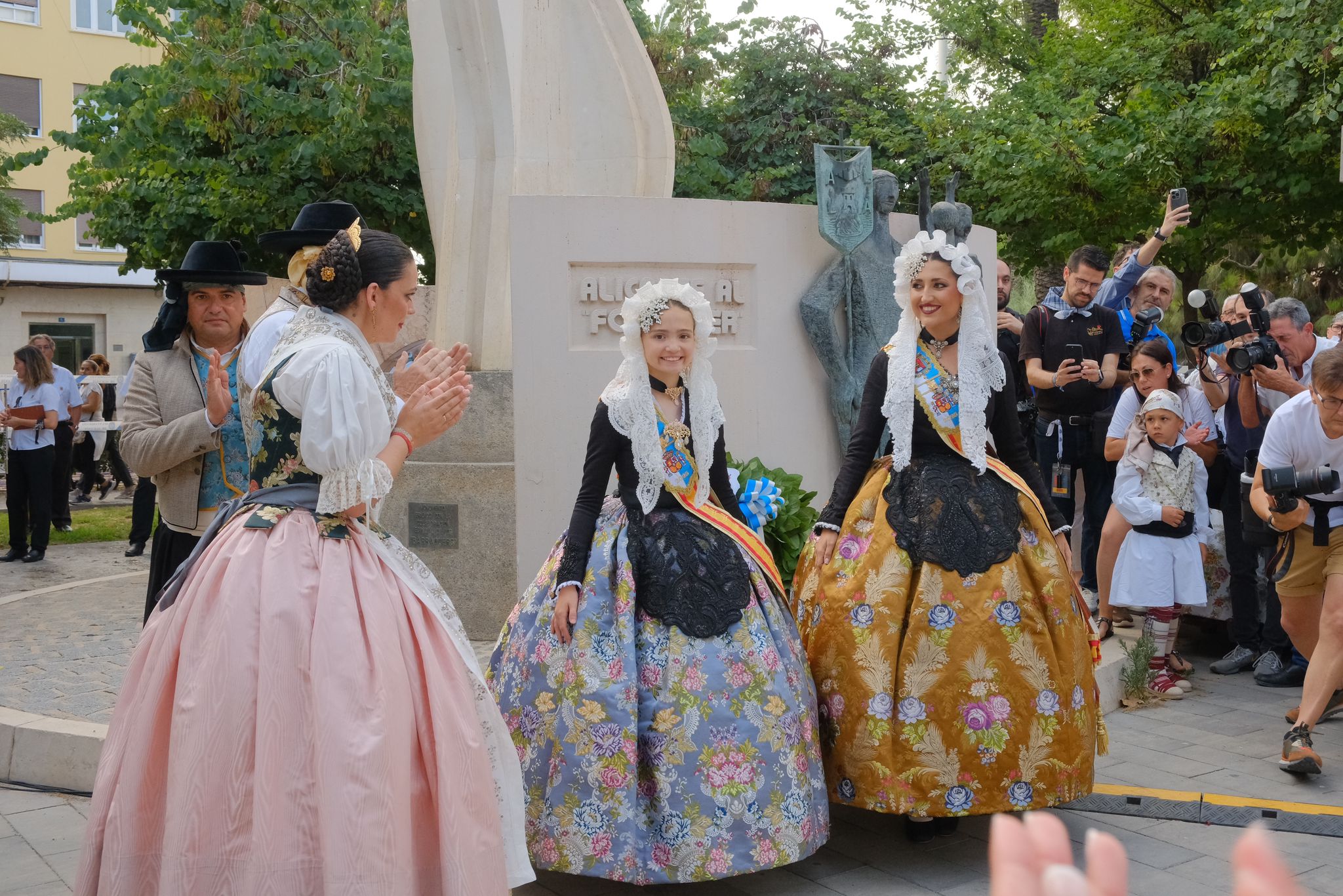 La música marca el inicio de la fiesta de las Hogueras de Alicante 2025