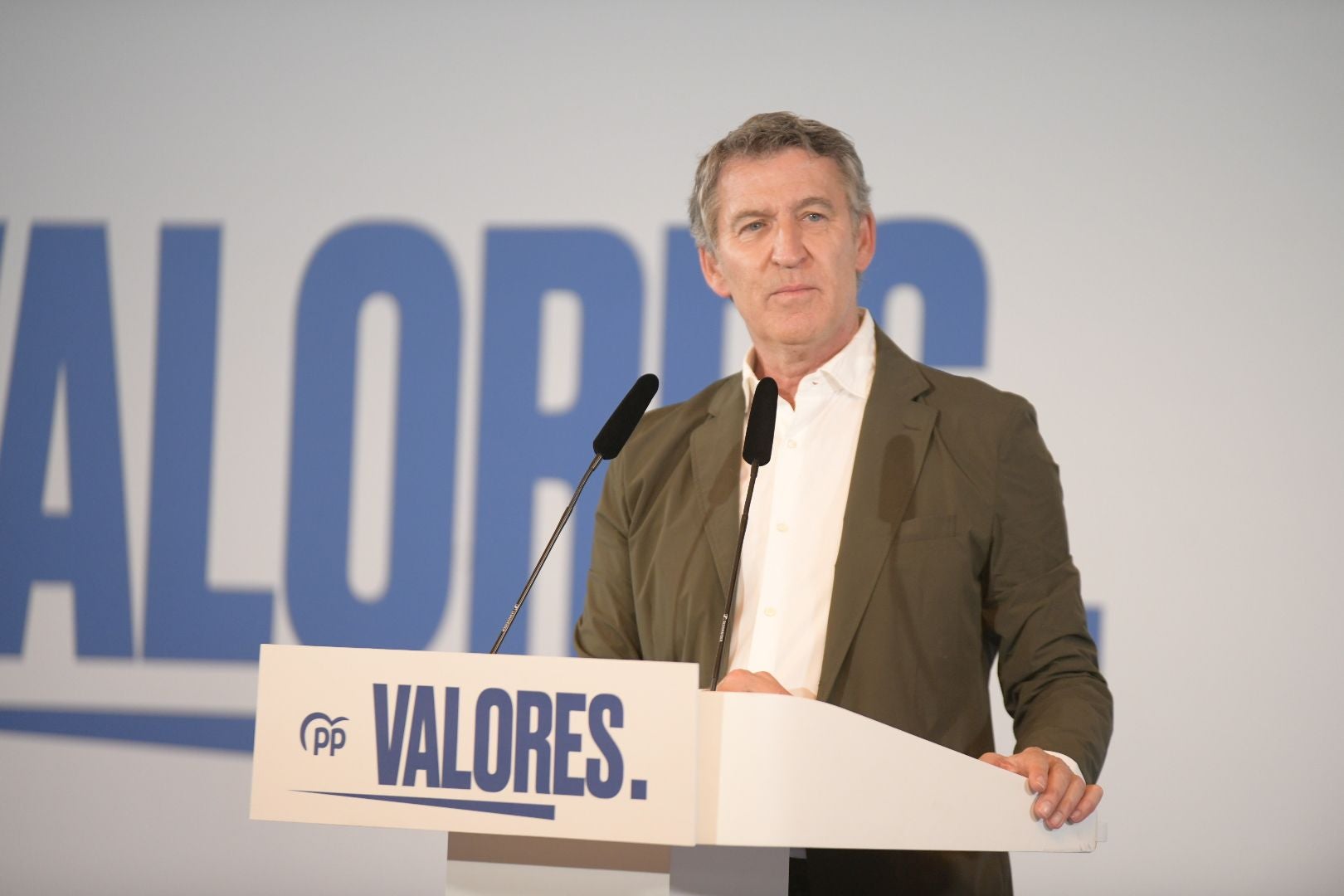 Multitudinario acto con Feijóo y Mazón en Alicante