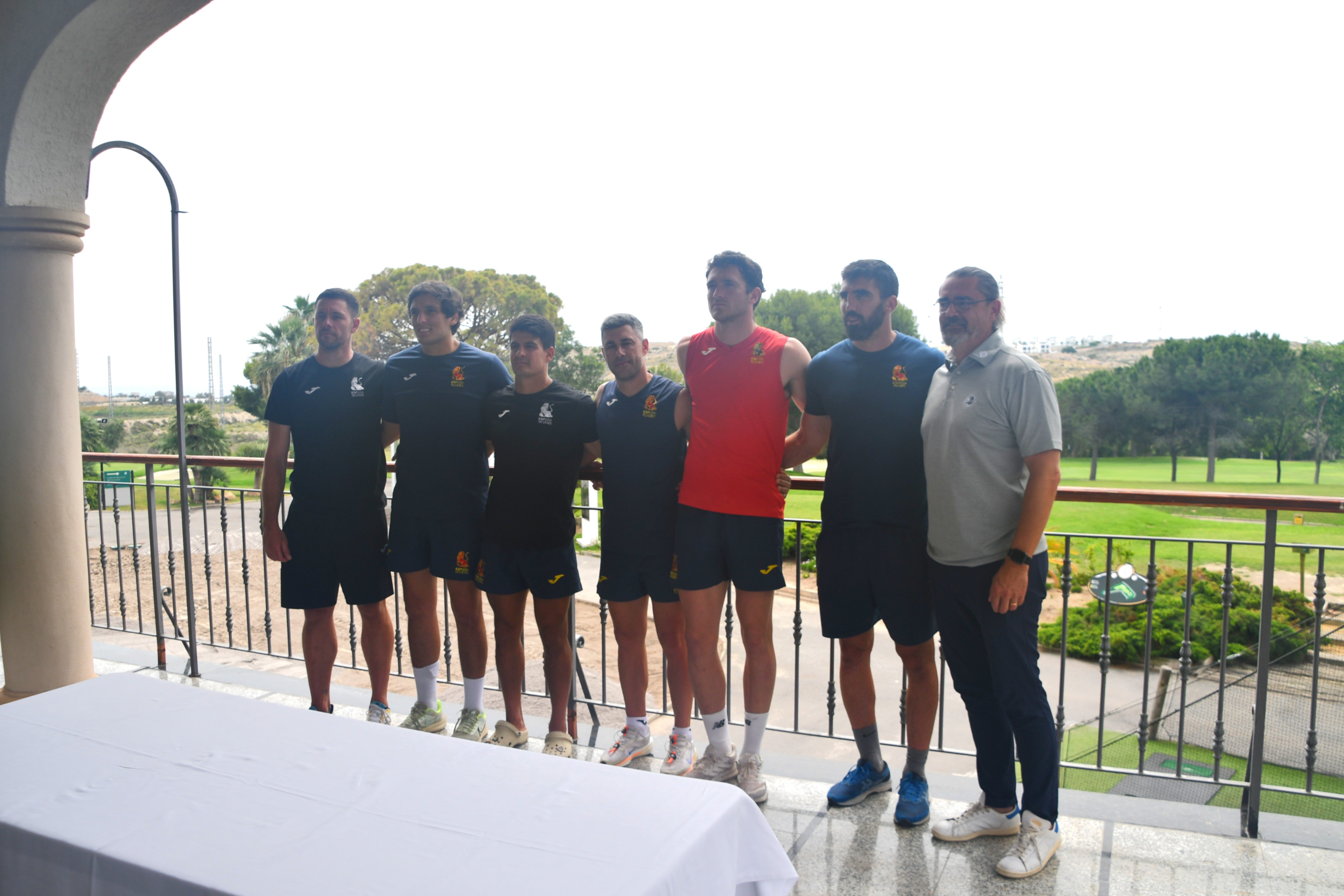 Integrantes de la Selección Española de rugby 7s masculina en Bonalba Green.