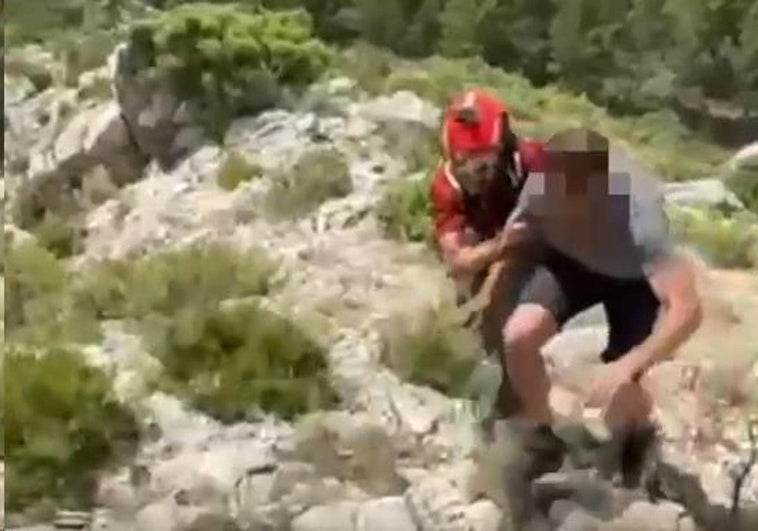 Moment of the rescue.