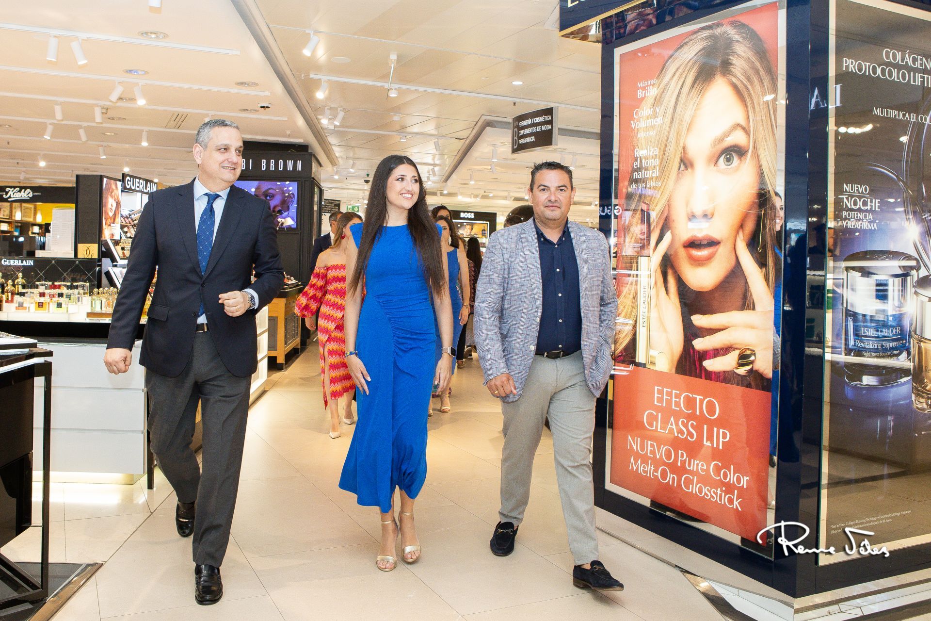 El Corte Inglés da la bienvenida a la bellea del foc 2025