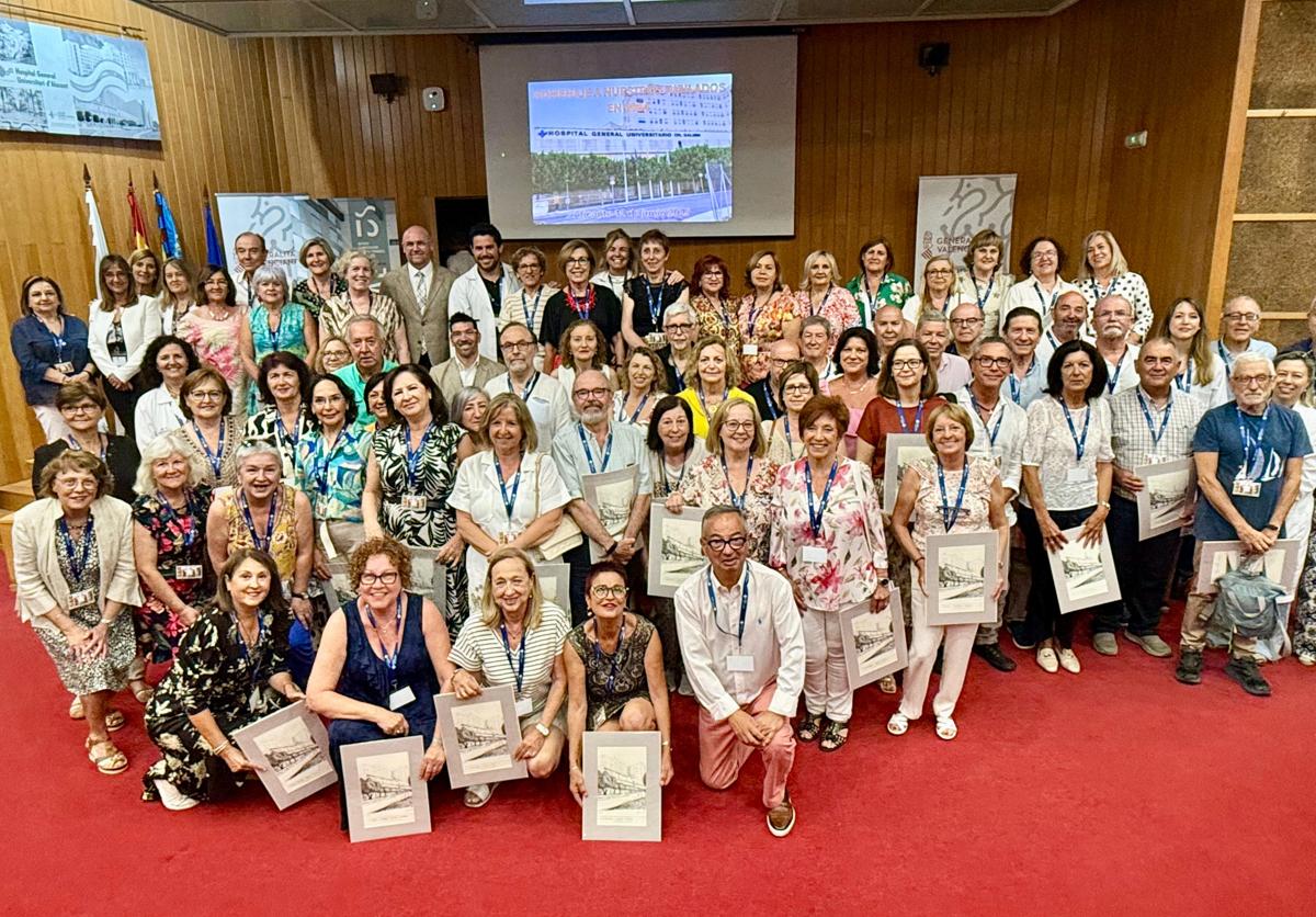 Imagen del acto de homenaje celebrado este jueves en el salón de actos del Hospital General de Alicante.