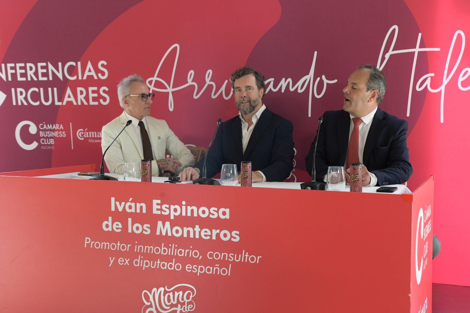 Lleno en el Cámara Business Club para escuchar a Iván Espinosa de los Monteros