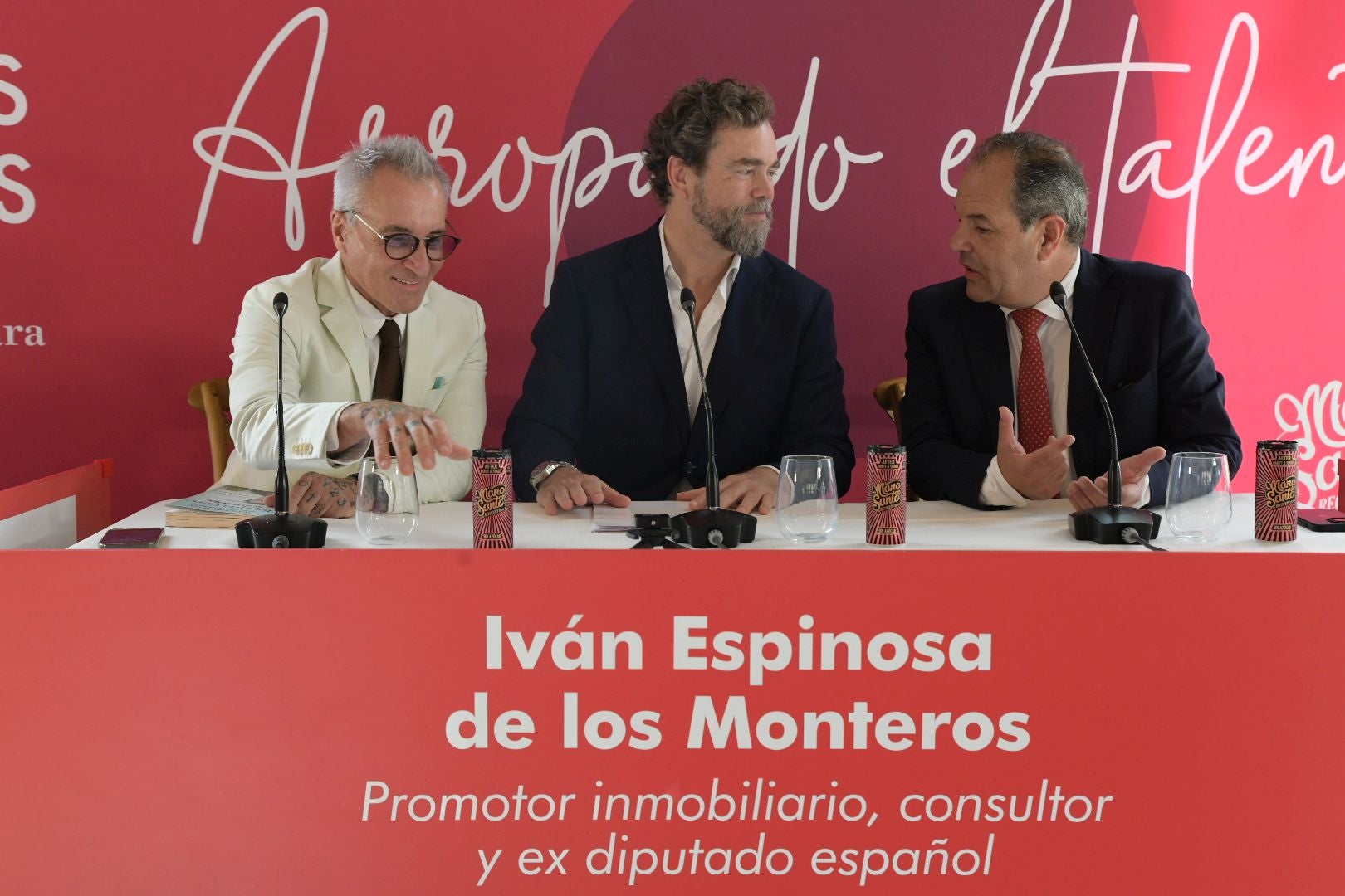 Lleno en el Cámara Business Club para escuchar a Iván Espinosa de los Monteros