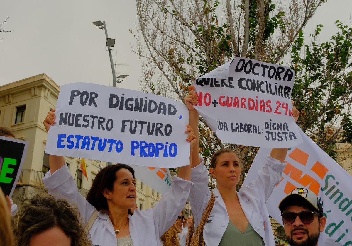 Protest this Friday at Plaza de la Montañeta in Alicante.