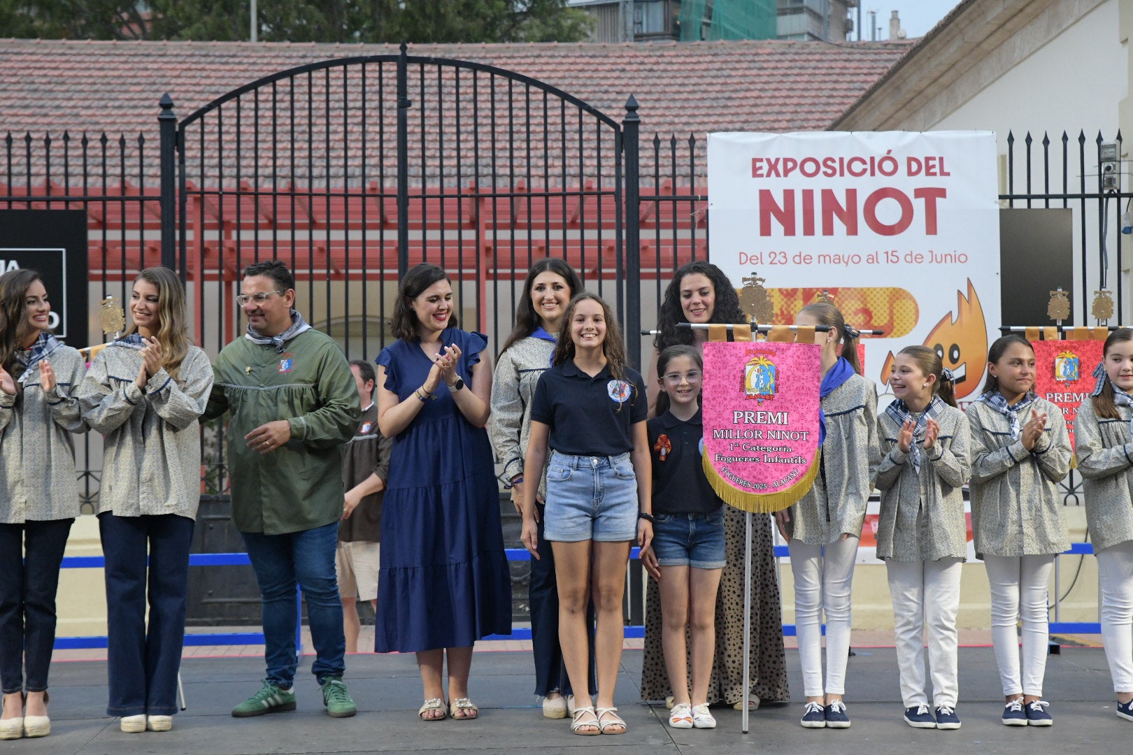La entrega de premios de la exposición del ninot, en imágenes