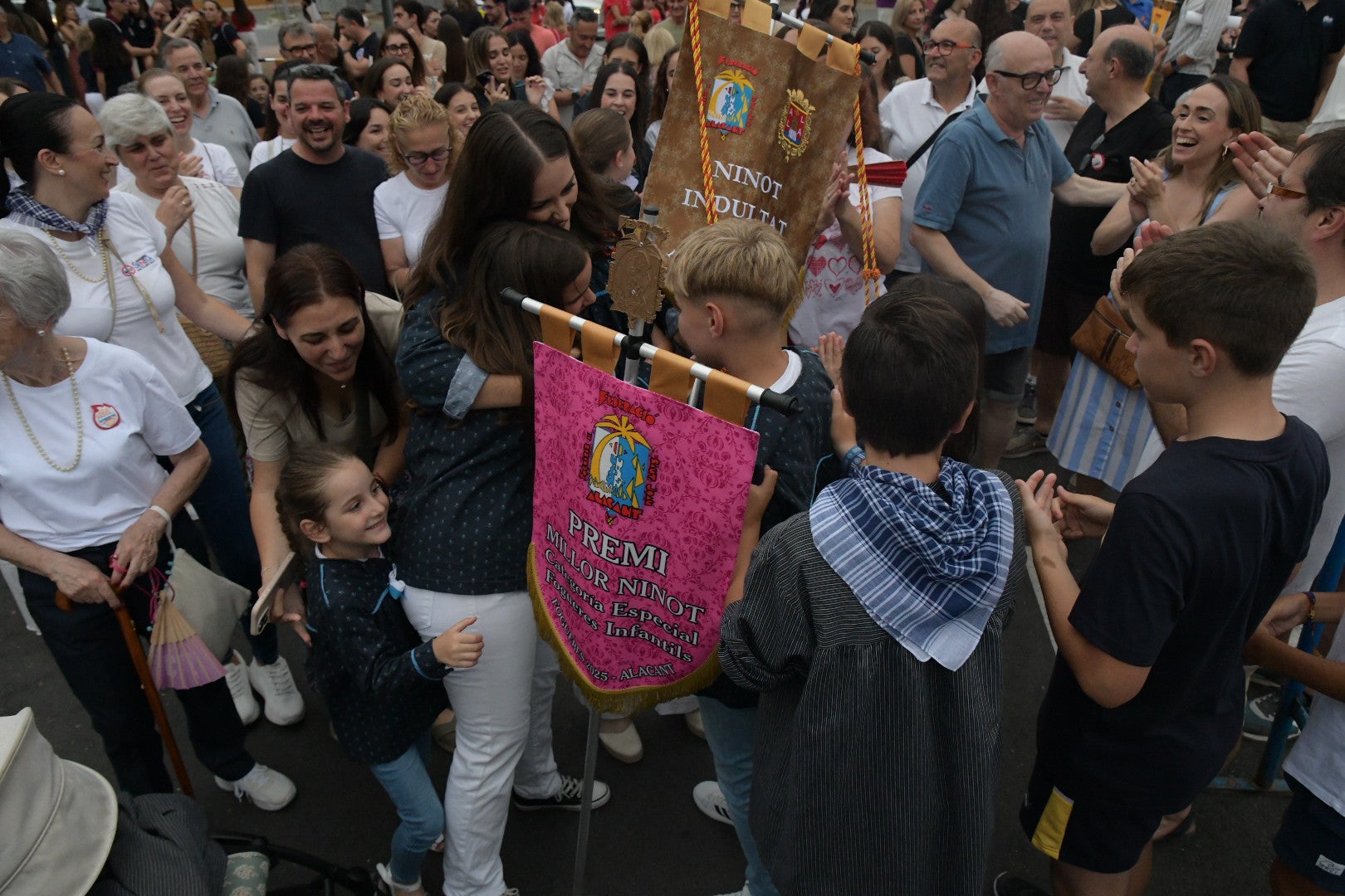 La entrega de premios de la exposición del ninot, en imágenes