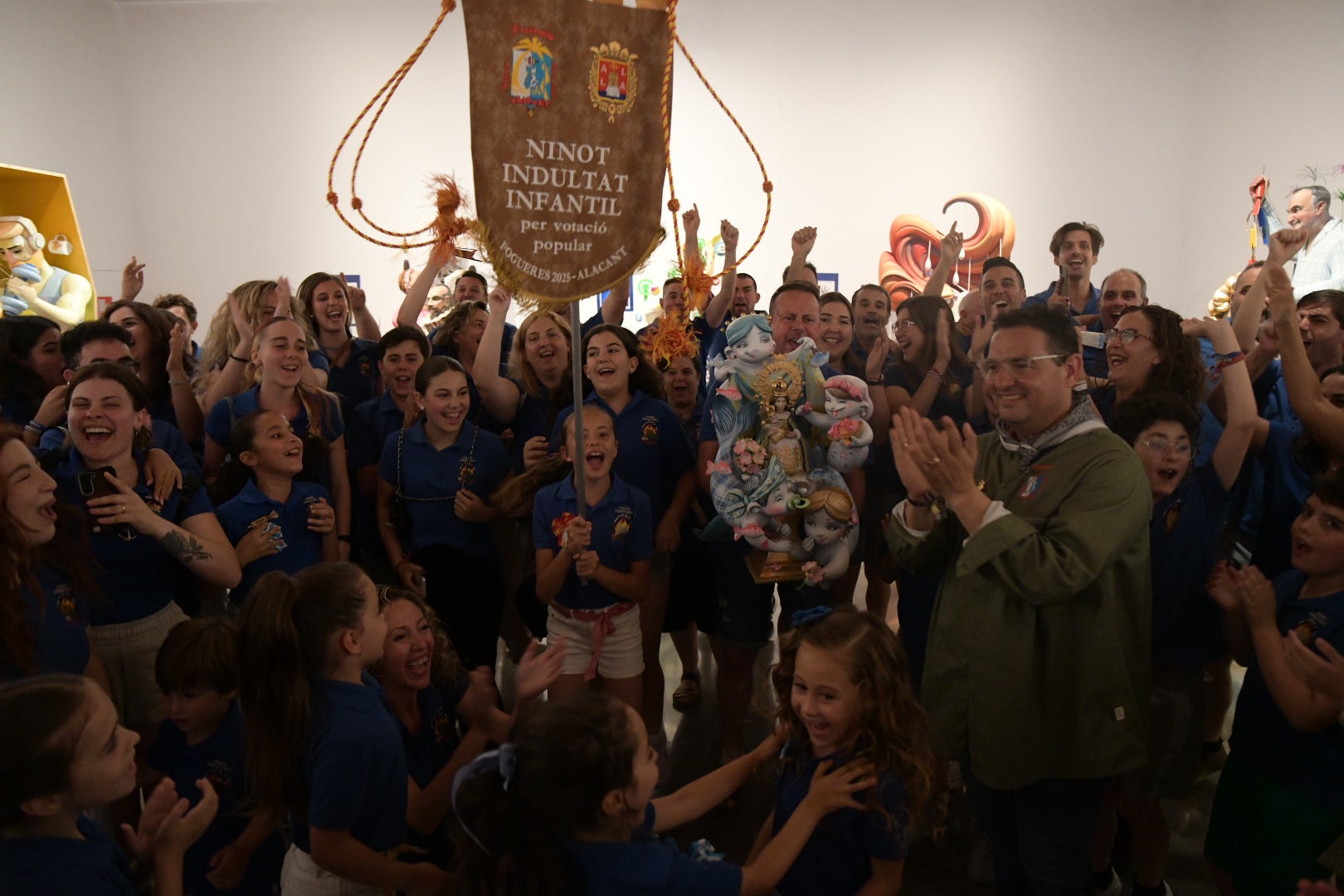La entrega de premios de la exposición del ninot, en imágenes