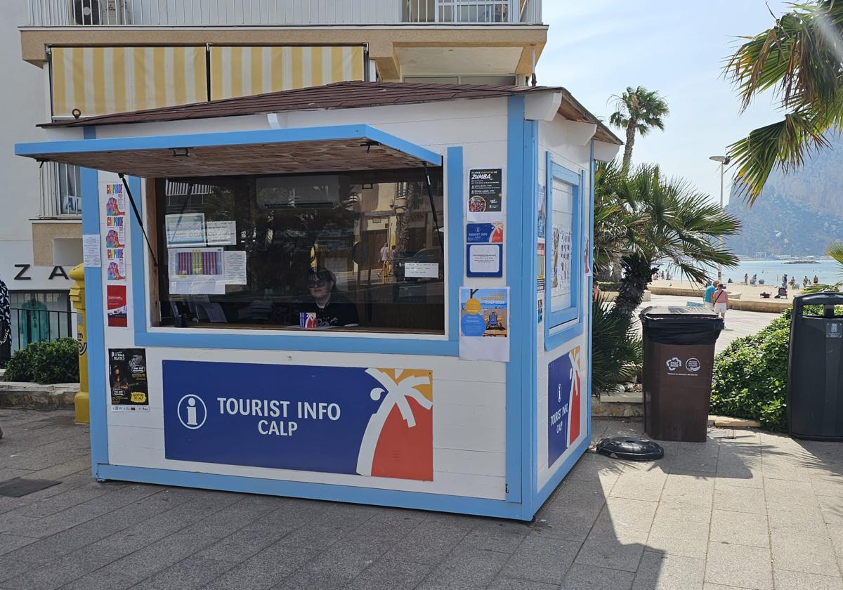 One of the two new tourist information points installed in Calp.