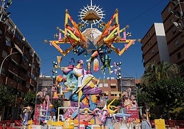 'Geometría Vital' de Pere Baenas y Carlos Corredera, primer premio de las Hogueras 2024.