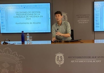 The Alicante Finance Councillor, Toni Gallego, resigns following pressure from Vox