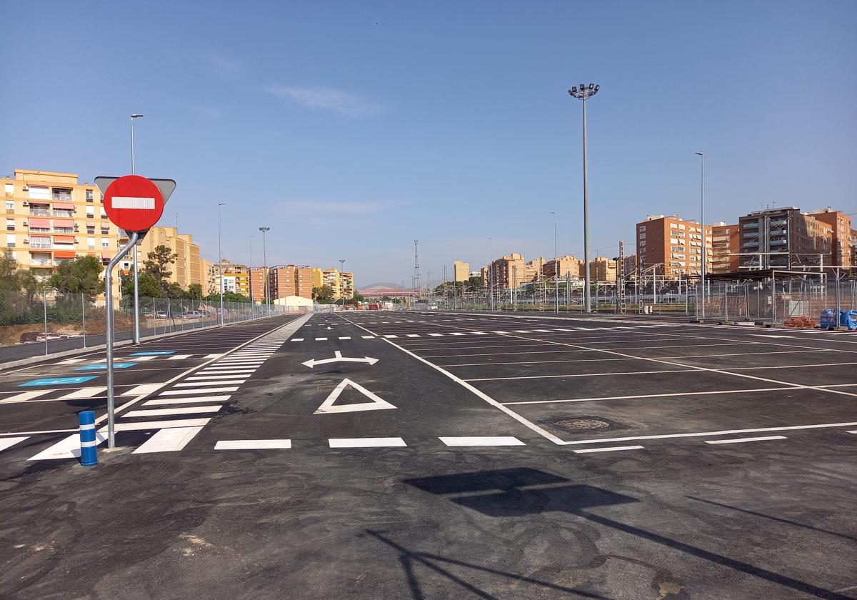 New parking facility opened for Hogueras.