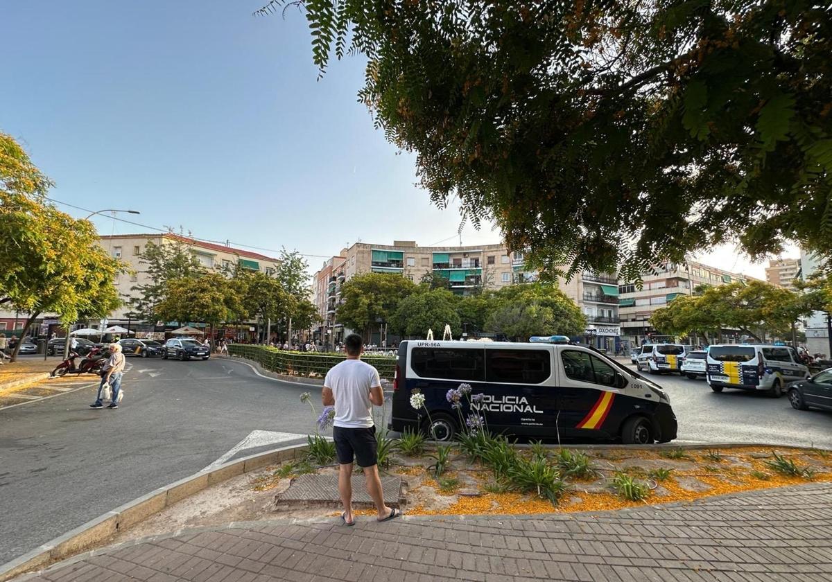 Security device in the Alicante neighborhood of El Pla, where the stabbing occurred.