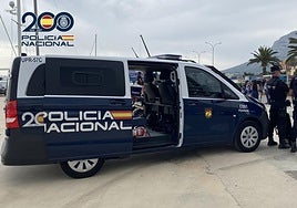 Furgón de la Policía Nacional de Dénia.