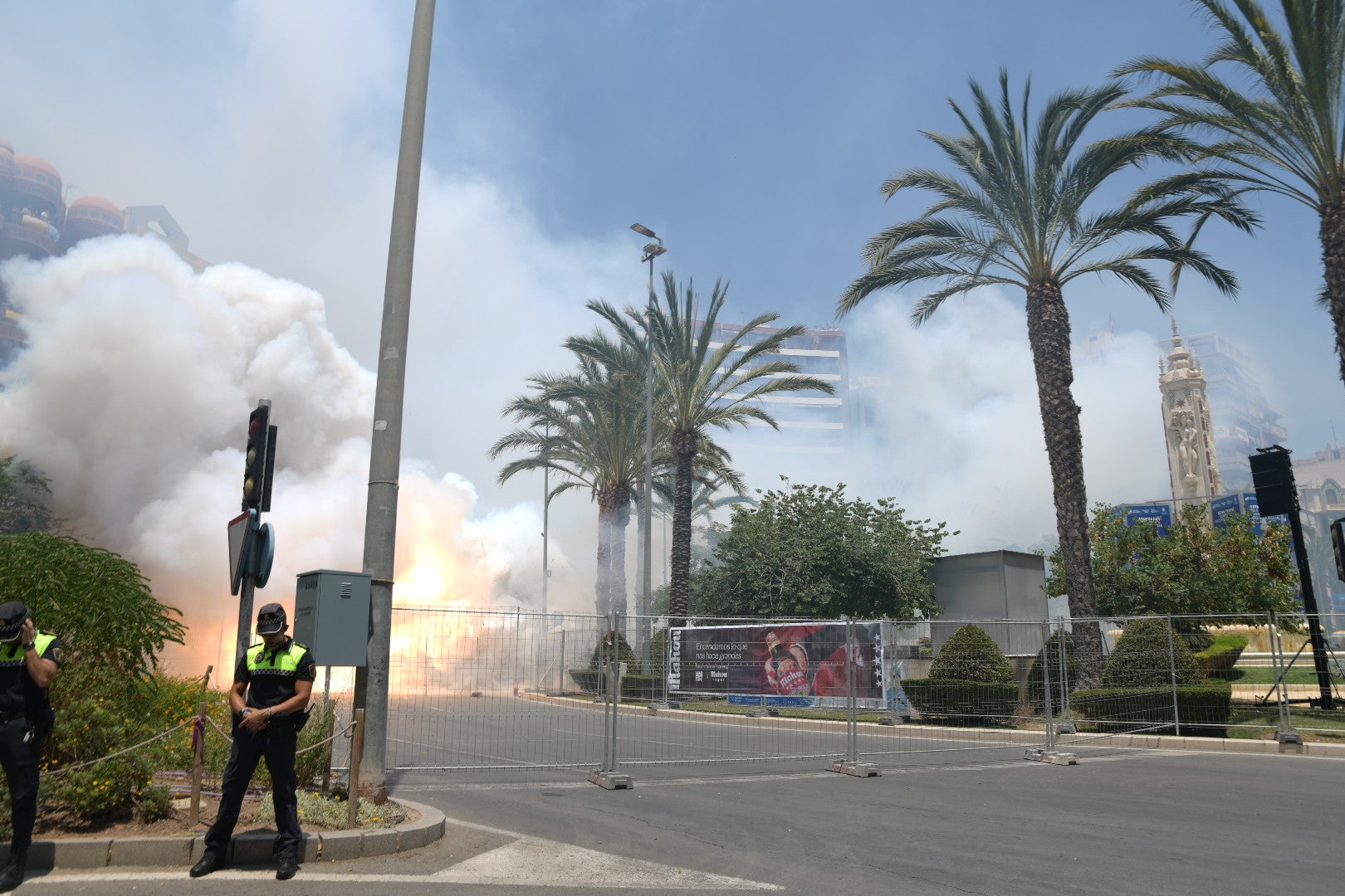 Así ha sido la mascletà de Ferrández de este 20 de junio