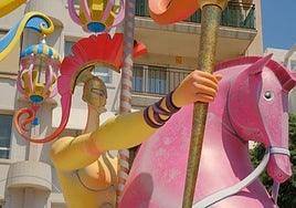 Una subida al parque de atracciones más apocalíptico de las Hogueras de Alicante, segundo premio