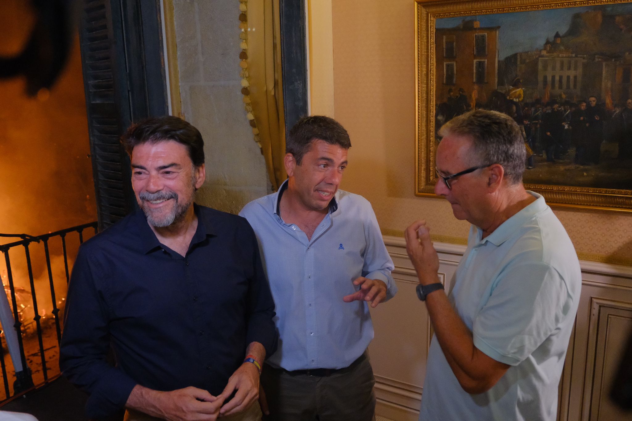 Así ha sido la cremà de la hoguera oficial de Alicante 2025