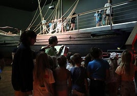 Niños disfrutan de la escuela de verano del MARQ.