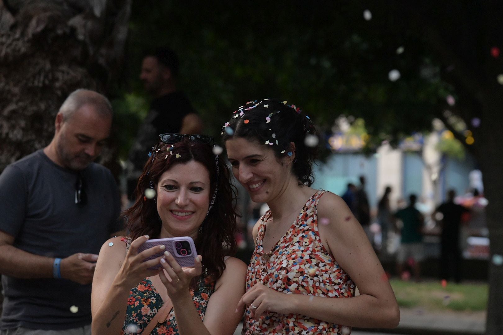 El Coso Multicolor pone fin a las Hogueras de Alicante 2025