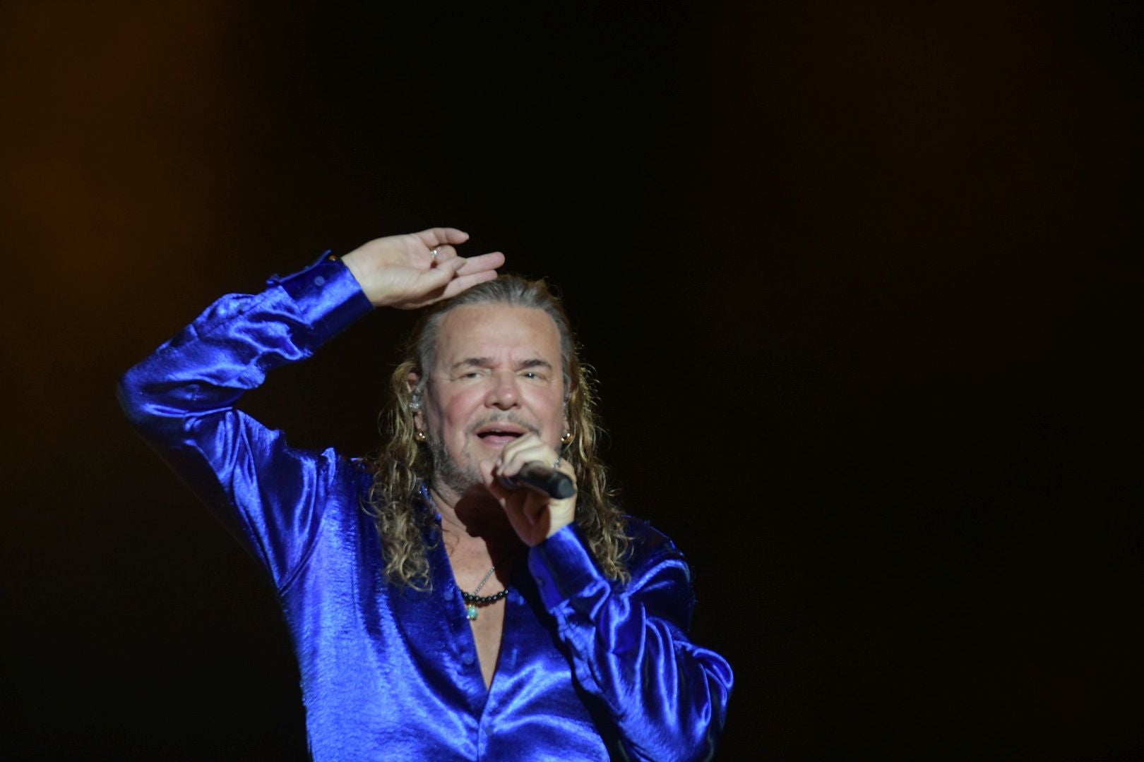 Alicante se rinde a Maná