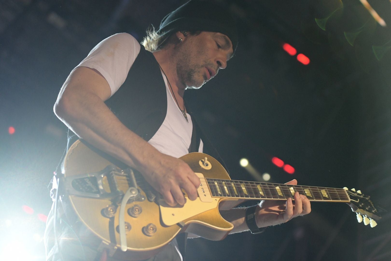 Alicante se rinde a Maná