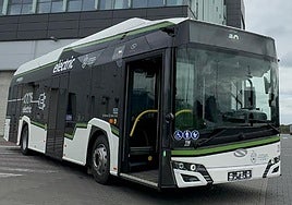 Autobús urbano híbrido de Elche.