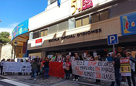 Imagen de archivo de una protesta frente a la EOI de Alicante.