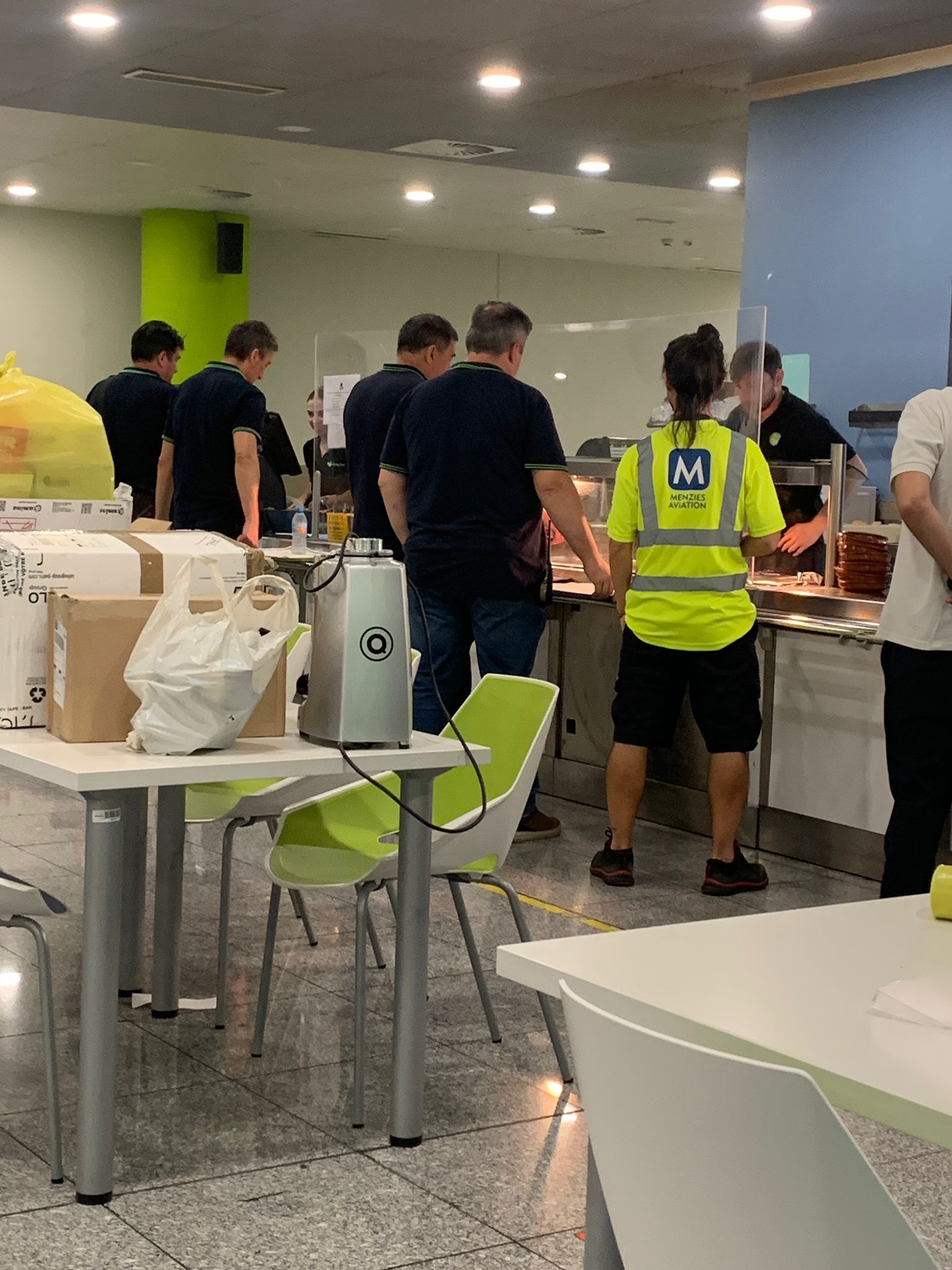 Imagen de la última comida antes del cierre de la cantina