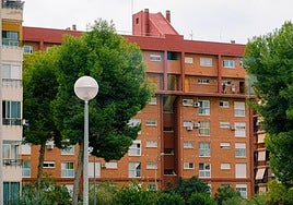 Bloque de viviendas en Alicante, en imagen de archivo.