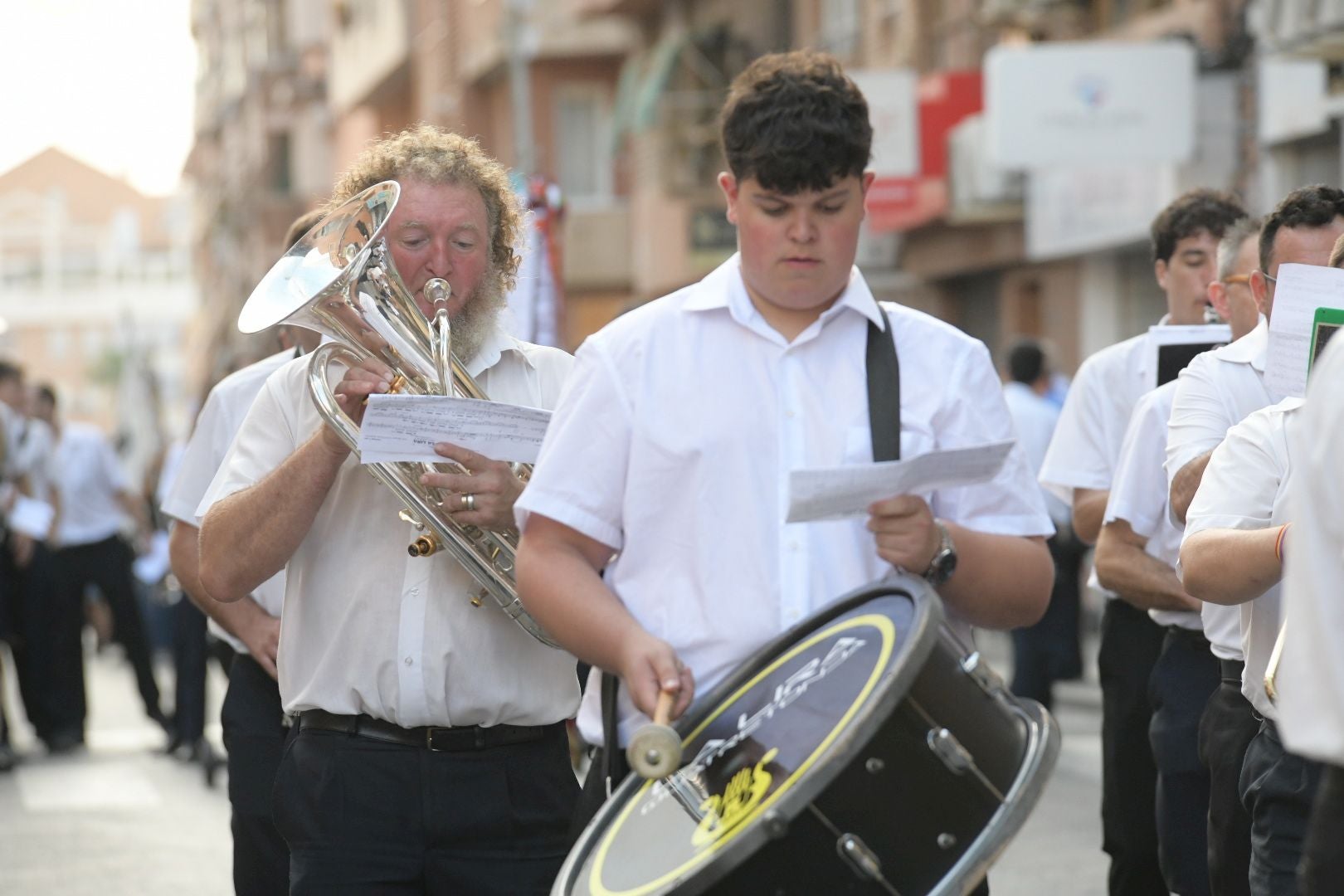 La Entrada de Bandas pone música a las fiestas de Moros y Cristianos de San Blas