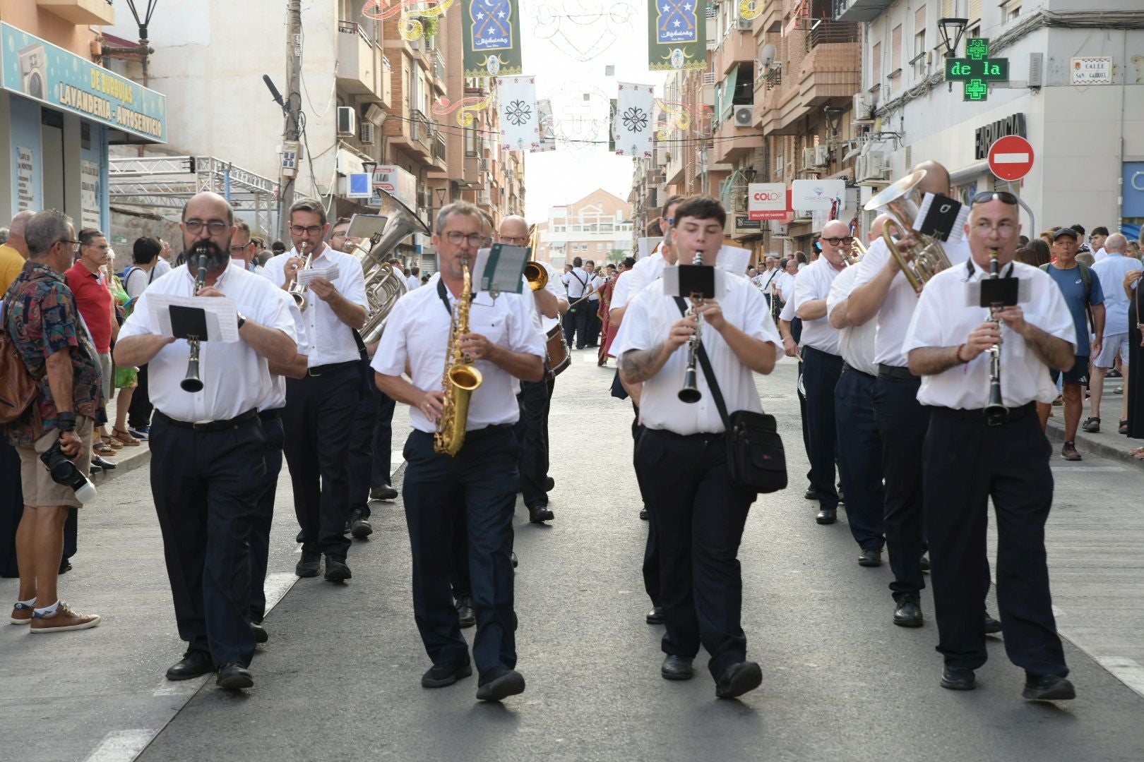 Entrada de Bandas en las Fiestas de Moros y Cristianos de San Blas.