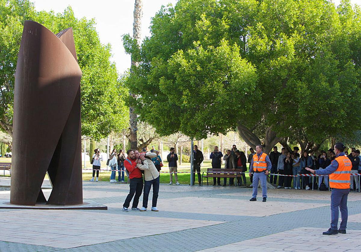 Imagen de un simulacro en el campus de la UA.