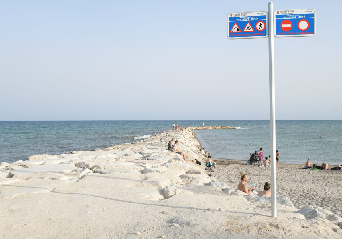 Postiguet Breakwater.