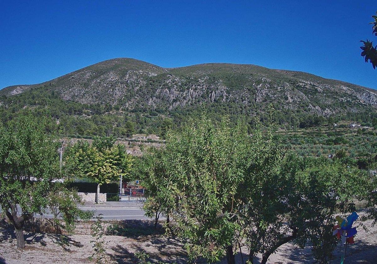Benillup municipality, third with the highest temperatures in the province.