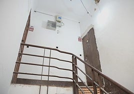 Zaguán de la vivienda desahuciada.