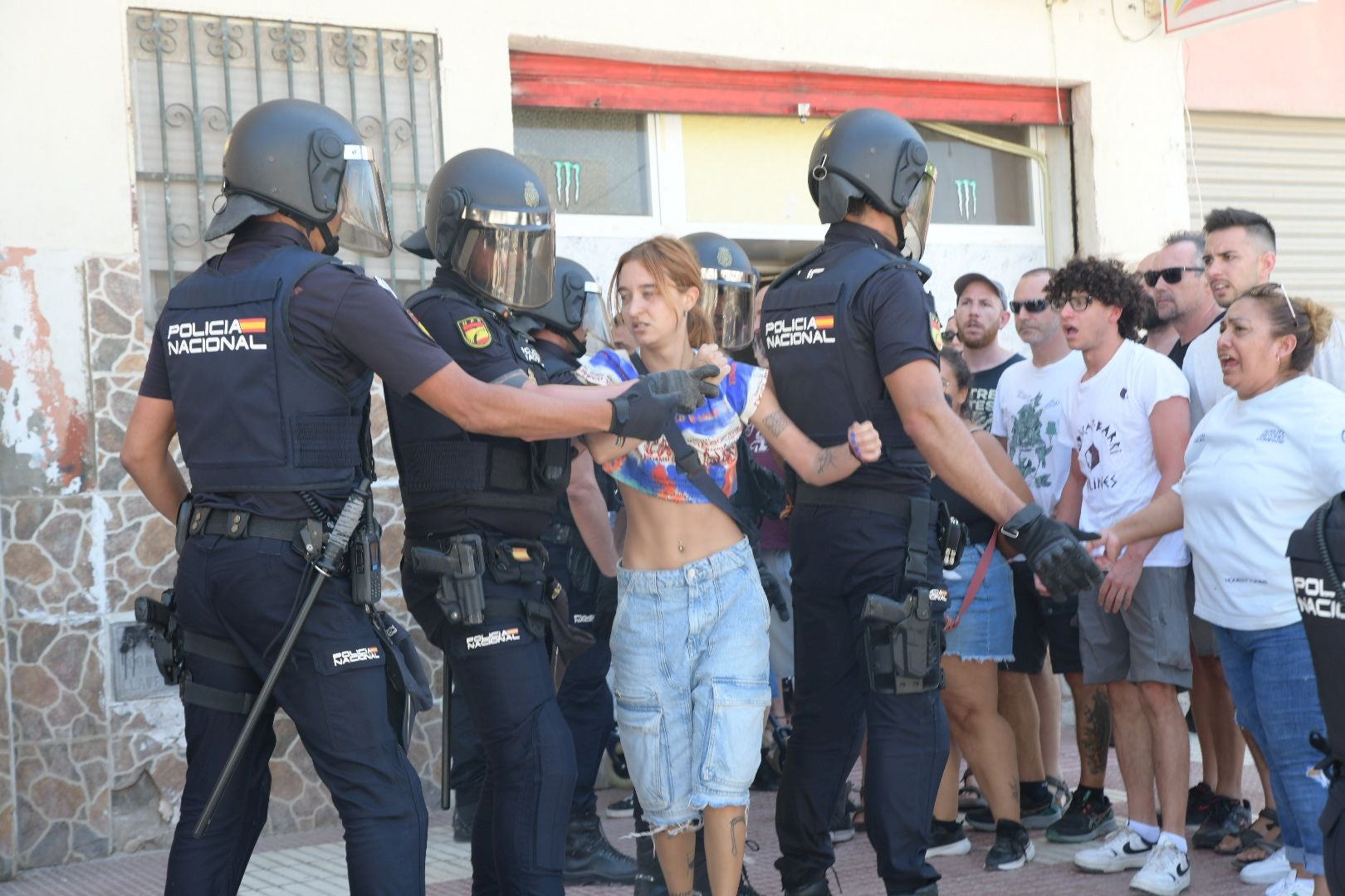 Desahucian a una pareja de 65 años en Nou Alacant