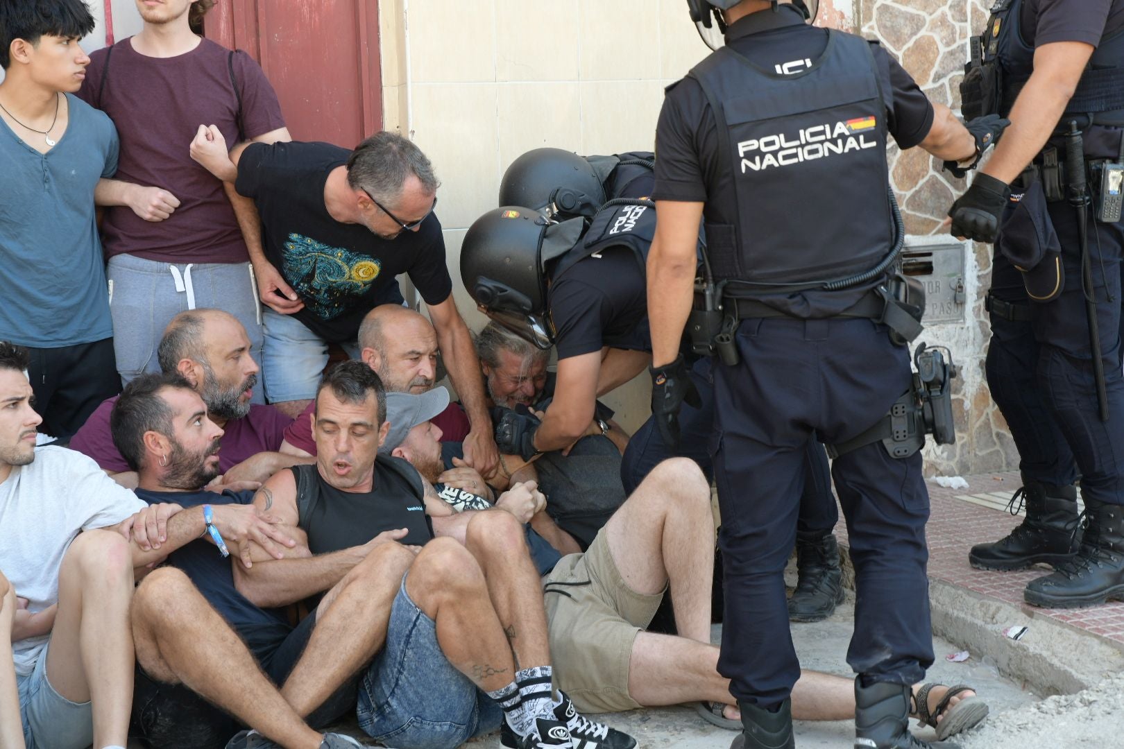 Desahucian a una pareja de 65 años en Nou Alacant