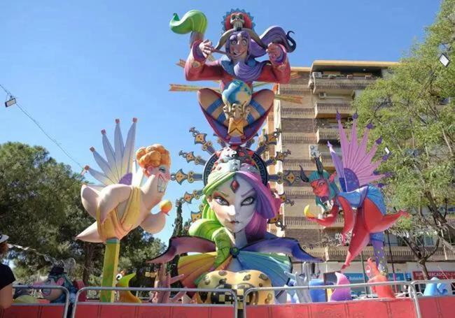 Última plantà de Luis Espinosa en Florida-Plaza de la Viña.