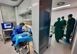 La sala blanca de Oftalmología del Hospital Doctor Balmis.