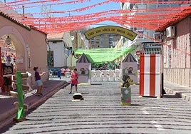 Las calles de San Gabriel lucen engalanadas