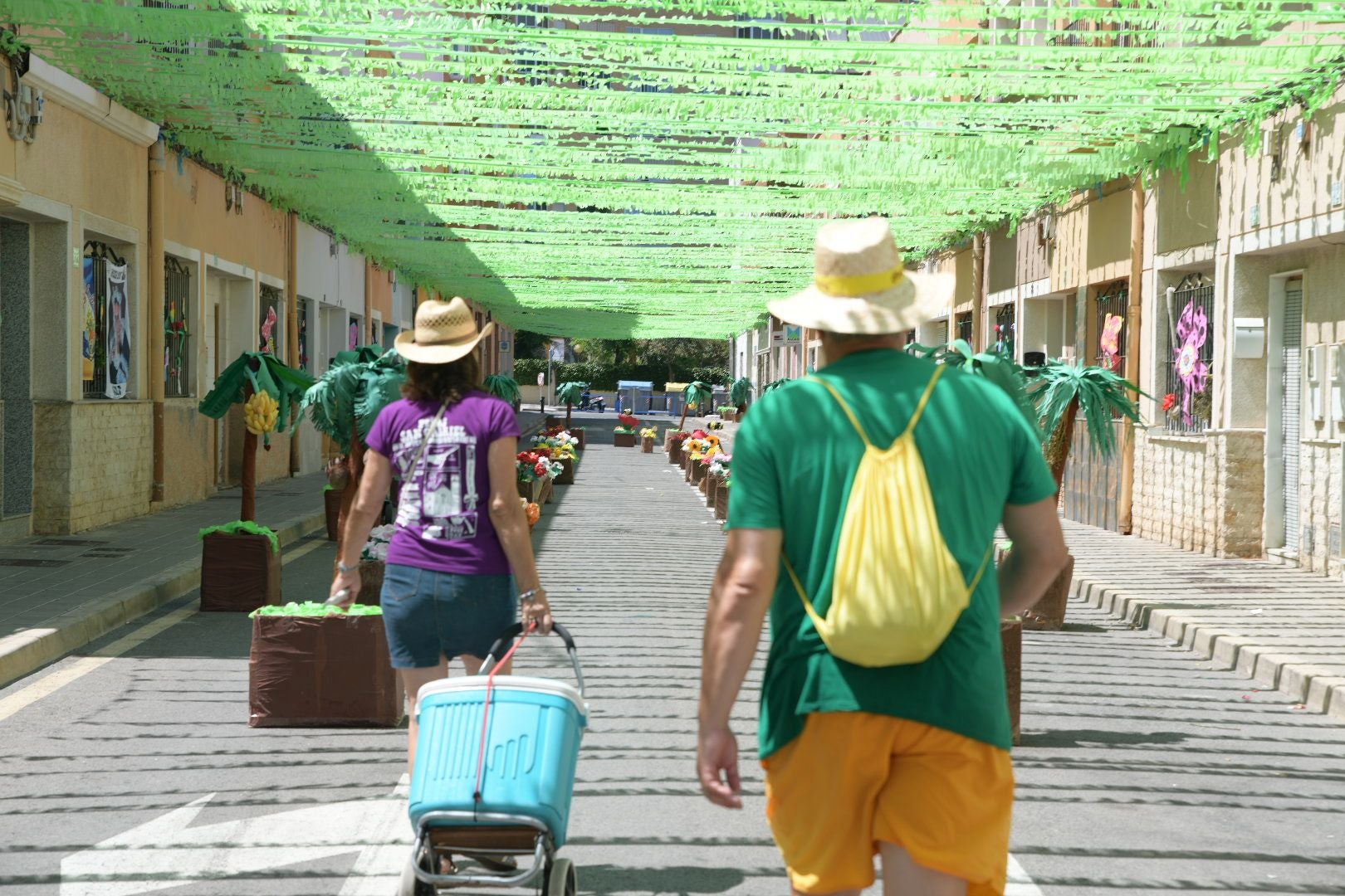 Las calles de San Gabriel lucen engalanadas