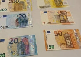 Billetes.
