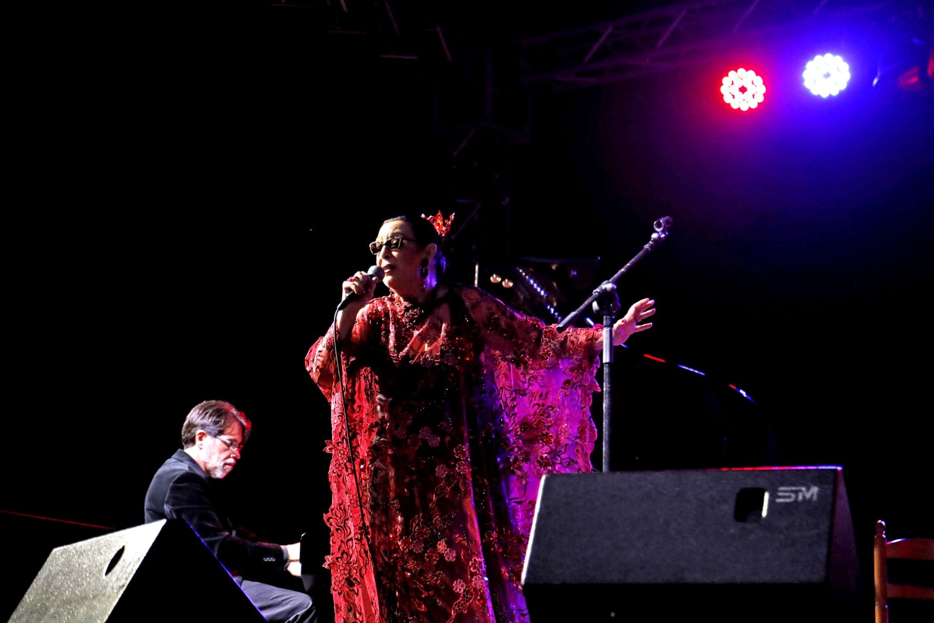 Martirio deslumbra en el festival Música al Castell de Dénia