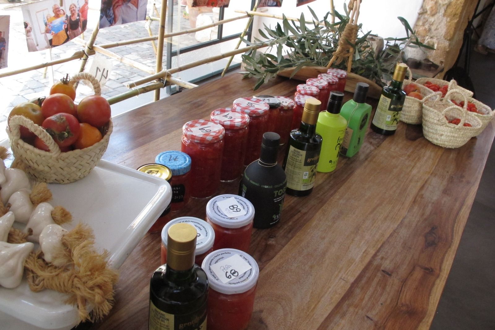 La Marina Alta rinde culto al agricultor local eligiendo su mejor tomate