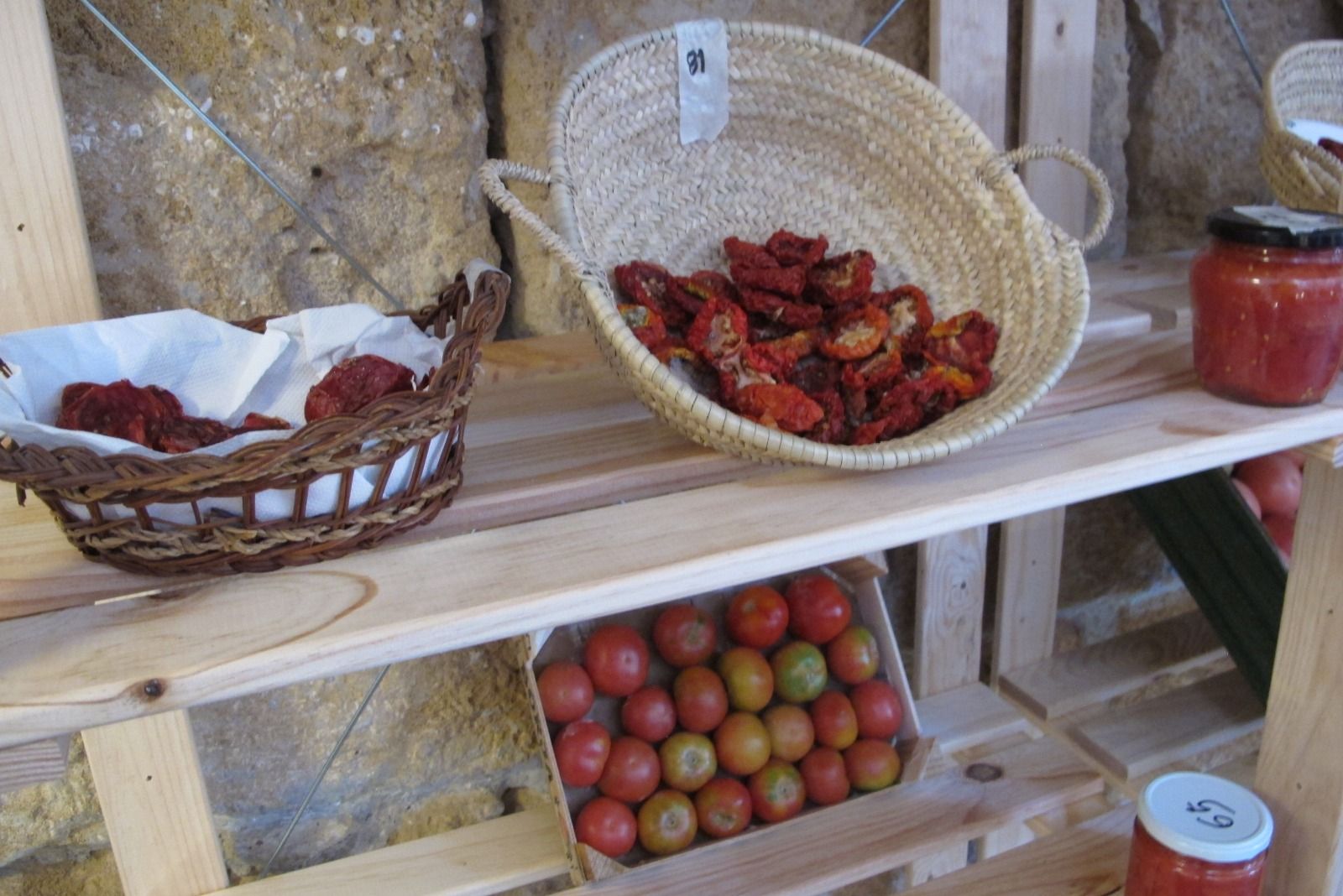 La Marina Alta rinde culto al agricultor local eligiendo su mejor tomate