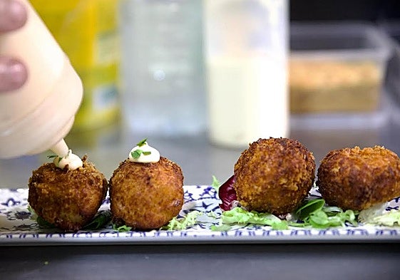 Croquetas del restaurante La Favorita de Alicante.