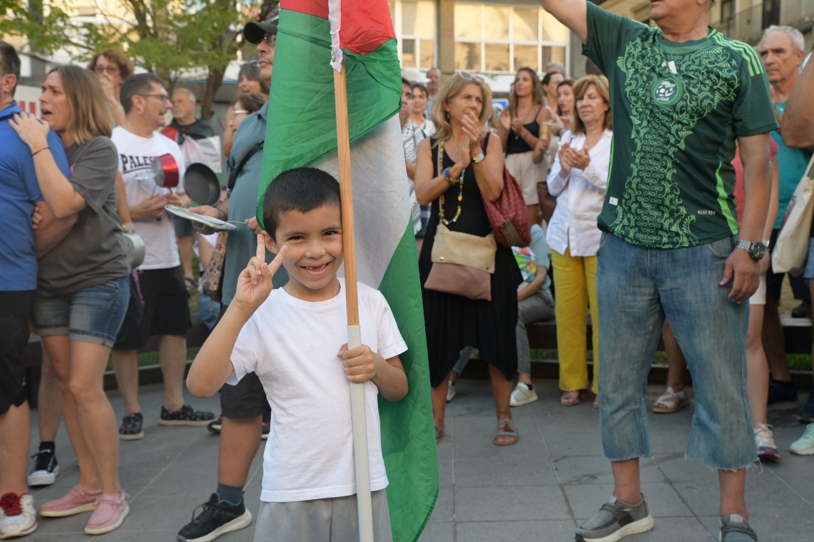 Cacerolada en Alicante para pedir el fin del holocausto en Gaza