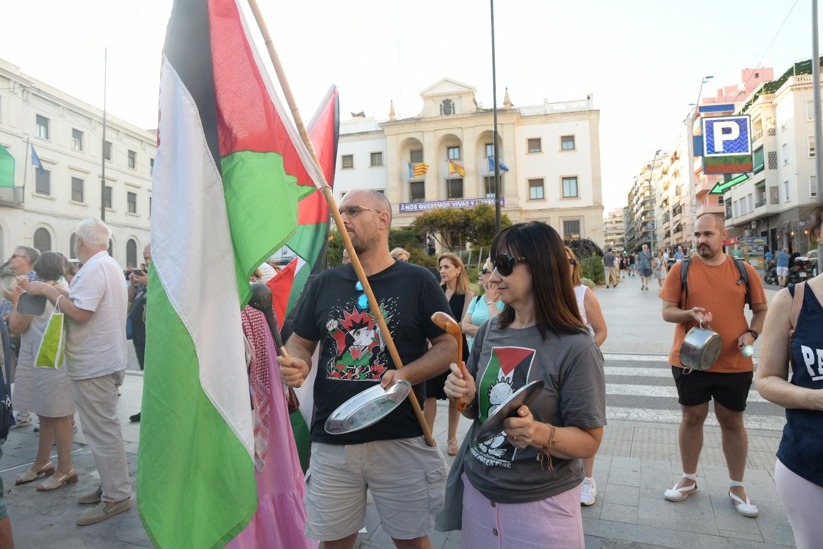 Cacerolada en Alicante para pedir el fin del holocausto en Gaza
