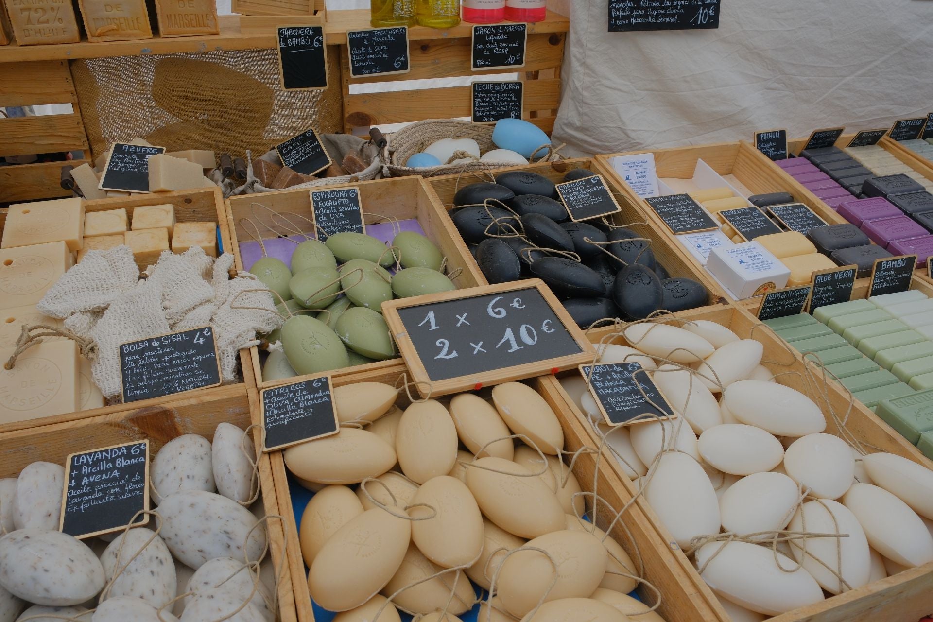 El paseo de Canalejas se transforma en el gran zoco árabe de Alicante