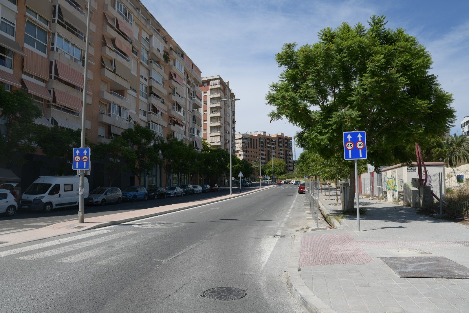 Inicio de la avenida Cardenal Francisco Álvarez, junto al futuro centro de salud.